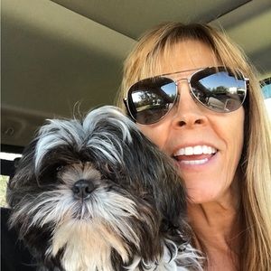 Meet your Posher, Sherry